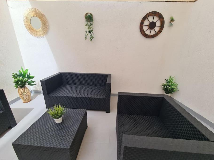 טורבייחה Beautiful Apartment With Patio מראה חיצוני תמונה
