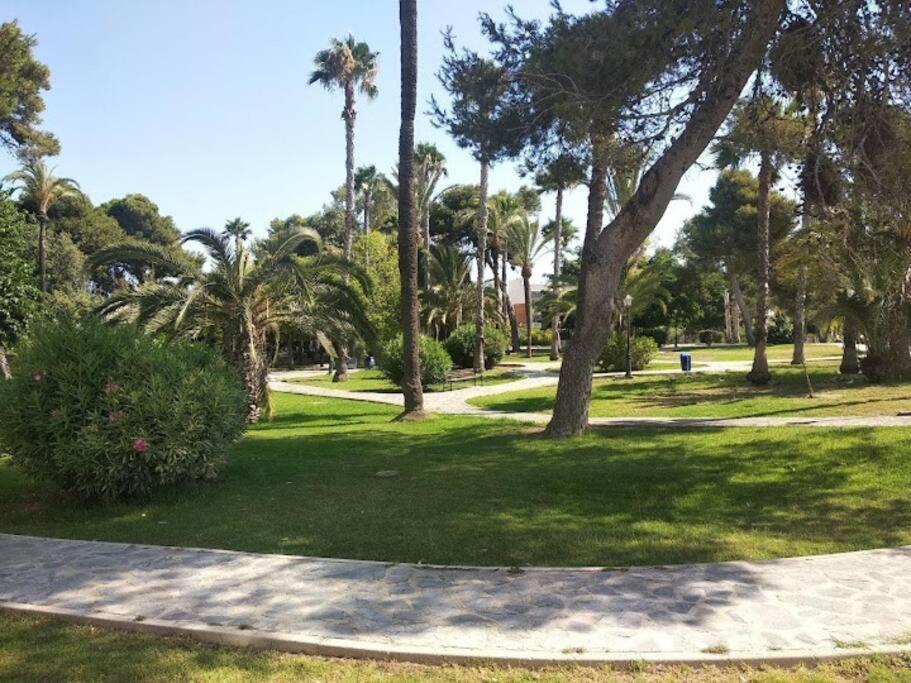 טורבייחה Beautiful Apartment With Patio מראה חיצוני תמונה